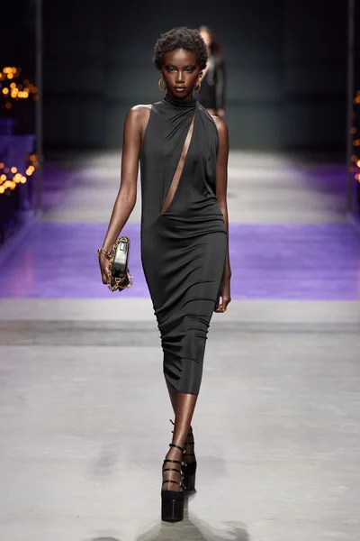 Look 4